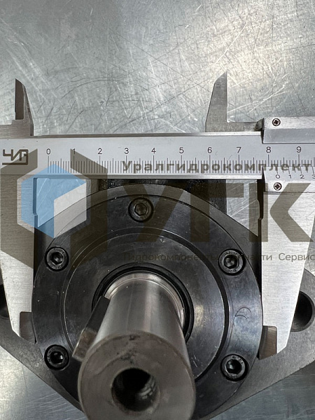 BMRY-200 P1AIIY10-T10 (MR 200C) Гидромотор героторный 