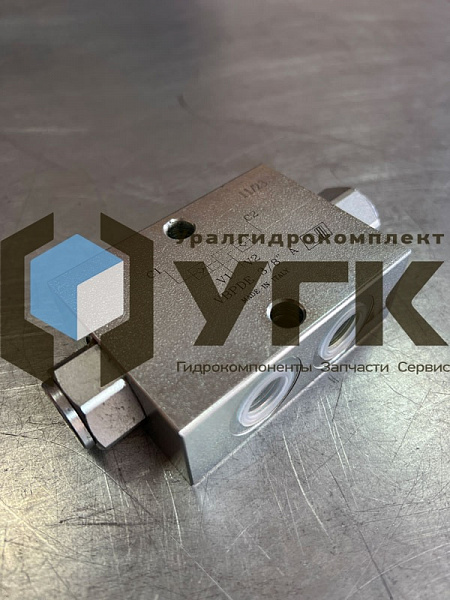 VBPDE 3/8 тип A  V0180 Двусторонний гидрозамок