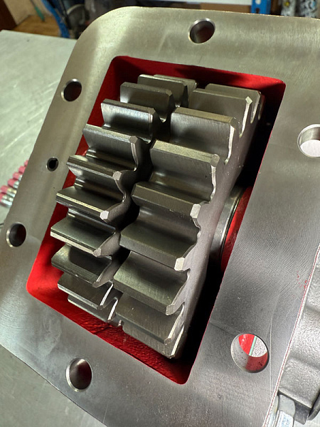 HM1K6XPAK UNI Коробка отбора мощности (КОМ) КАМАЗ (с монтажным набором)