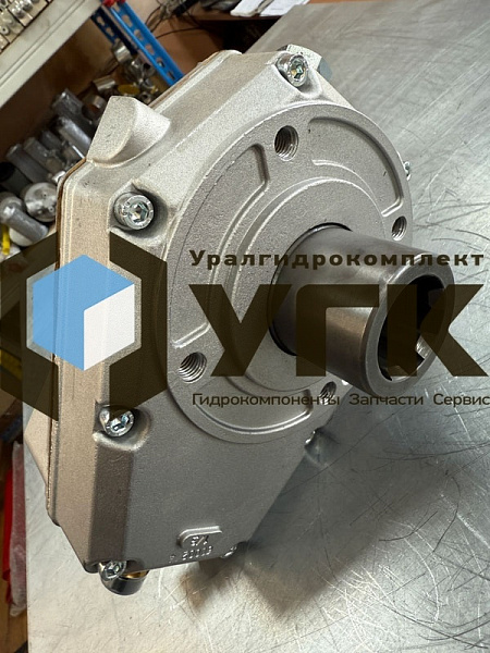 60002-4 (с муфтой 2 гр. 10005) Мультипликатор насоса
